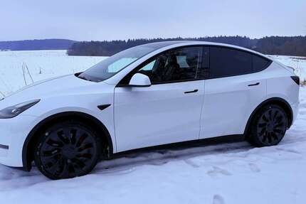 Tesla Model Y 156.600 km 29.900 &euro; Gunzenhausen 91710