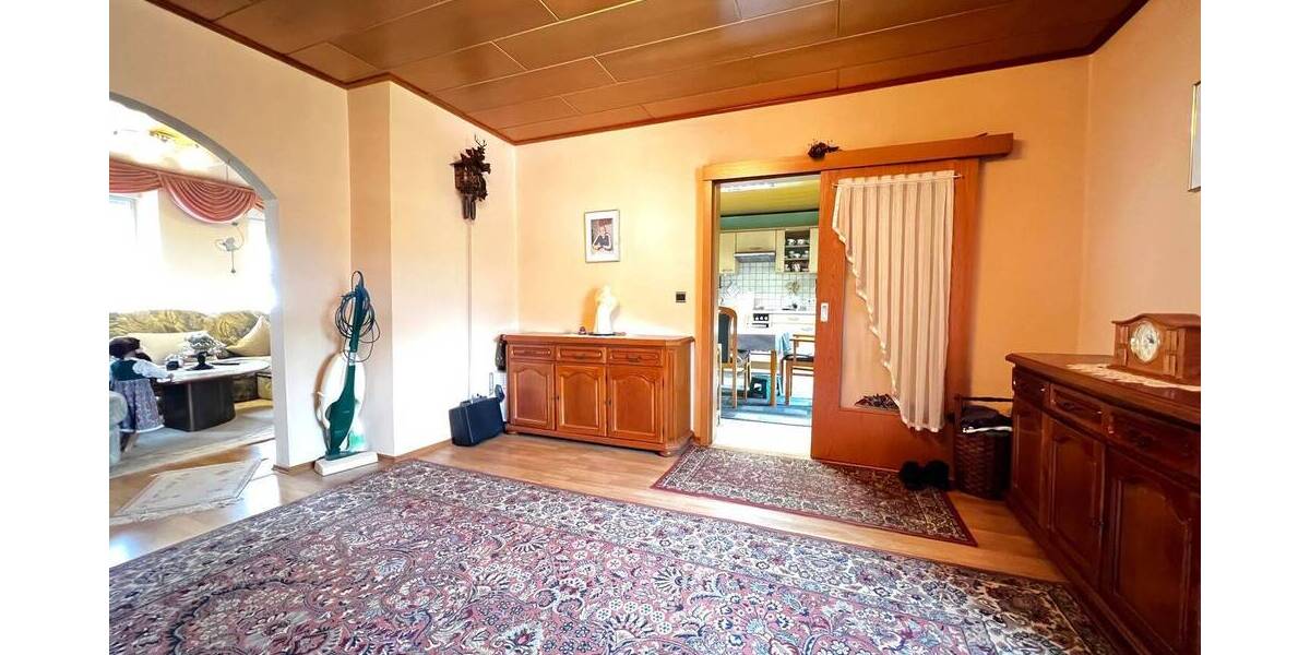 Einfamilienhaus Quierschied - 6 Zimmer, 130 m&sup2;, 165.000&euro; | Angebot:26609029