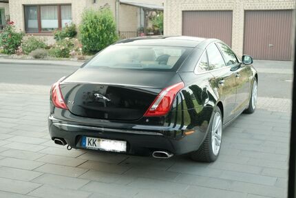 Jaguar XJ 75.000 km 17.100 € Grefrath 47929