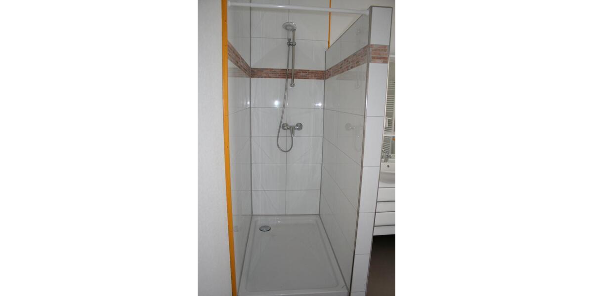 Etagenwohnung Villingen-Schwenningen Schwenningen - 1 Zimmer, 20 m&sup2;, 300&euro; | Angebot:26348694