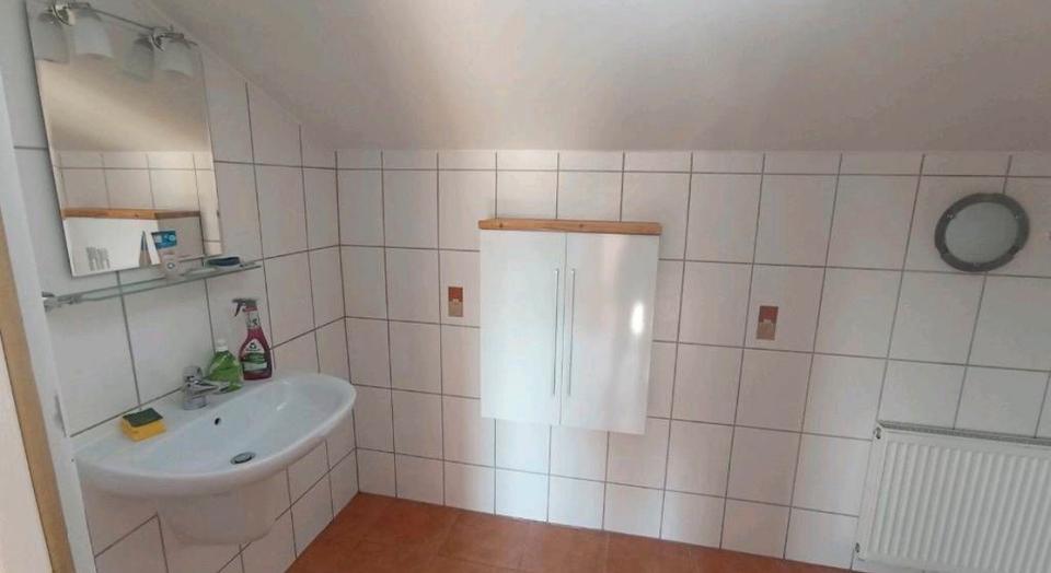Erdgeschoßwohnung Ingolstadt Nordost - 7 Zimmer, 10 m&sup2;, 345&euro; | Angebot:26272771