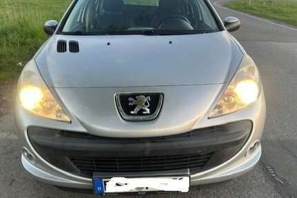 Peugeot 206 150.000 km 2.190 &euro; Bad Oeynhausen 32549
