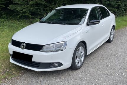 VW Jetta 151.500 km 7.890 € Haßmersheim 74855