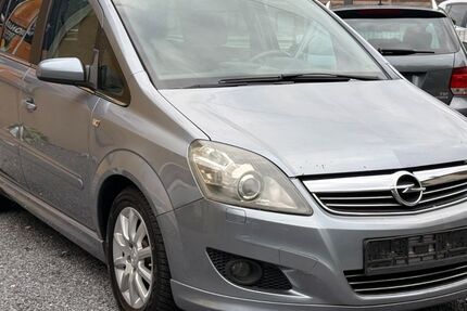 Opel Zafira 226.000 km 3.250 &euro; Bielefeld 33647