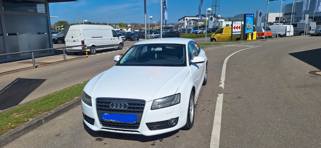 Audi A5 185.000 km 8.239 &euro; Bad Urach 72574