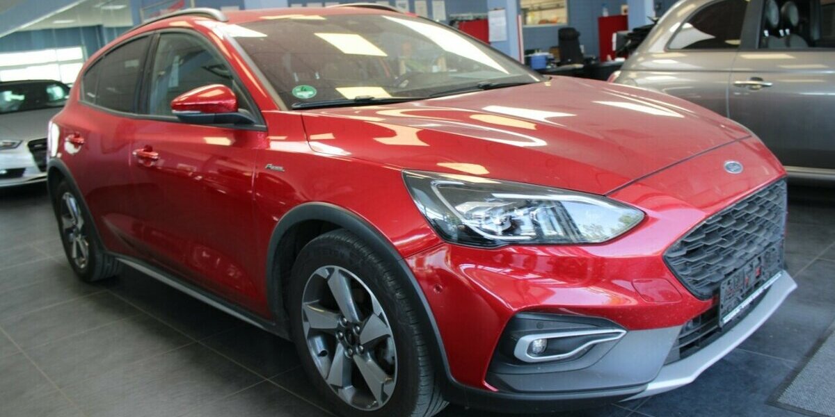 Ford Focus 1.0 EcoBoost Hybrid ACTIVE X 54.860 km 14.980 &euro; Euskirchen 53881