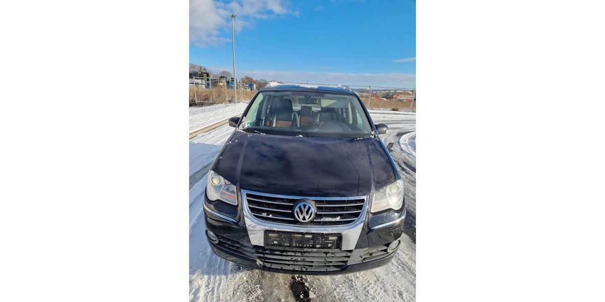 VW Touran 333.000 km 2.900 &euro; Göttingen 37079