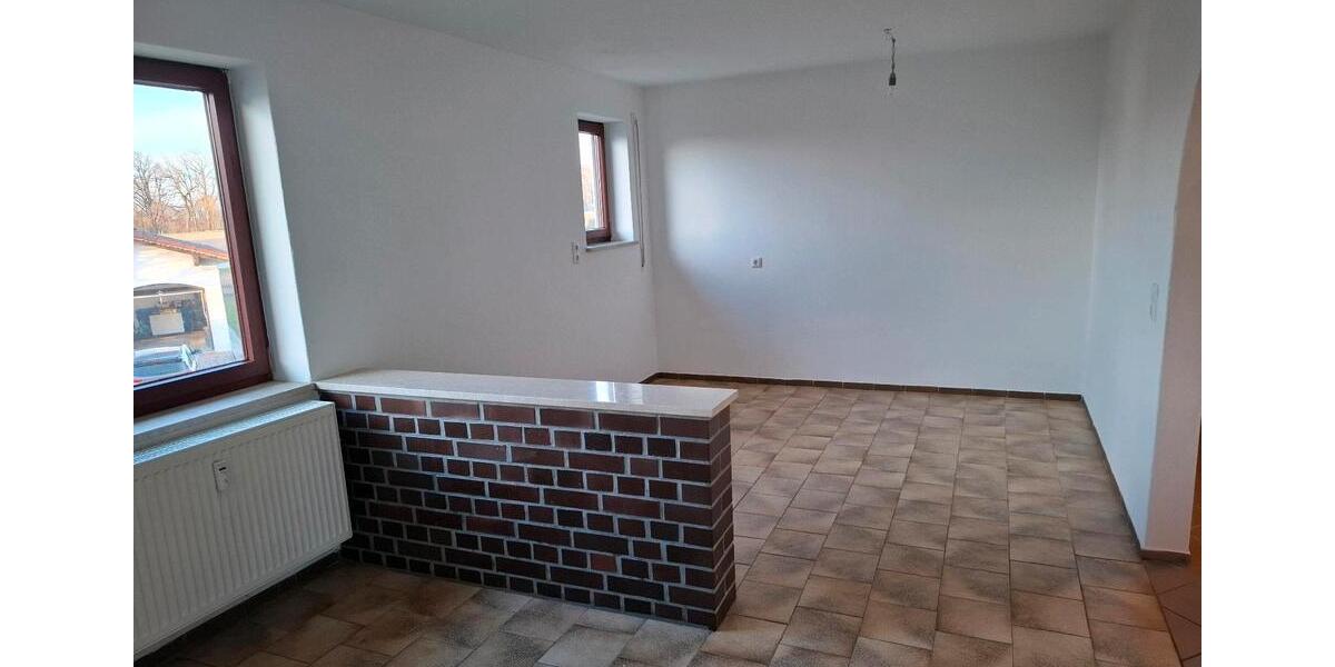 Etagenwohnung Landau an der Isar - 3 Zimmer, 86 m&sup2;, 900&euro; | Angebot:25632221