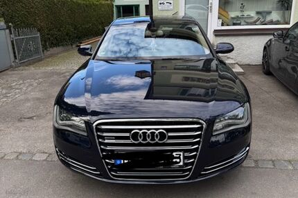Audi A8 225.000 km 20.950 € Moosach 80993