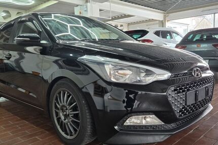 Hyundai i20 151.189 km 6.300 &euro; Hof 95032