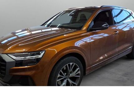 Audi Q8 66.000 km 67.980 € Würzburg 97076