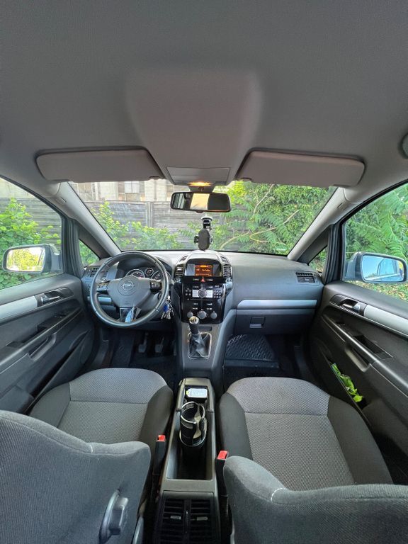 Opel Zafira 108.000 km 6.999 € Wiesbaden 55246