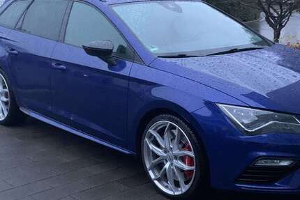 Seat Leon 131.000 km 17.229 &euro; Hennef (Sieg), Stadt 53773