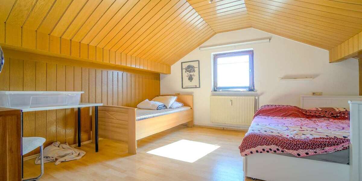 Einfamilienhaus mit ELW in Herborn OT mit Garten, Terrasse und Garage - Einfamilienhaus Herborn | Angebot:27332775