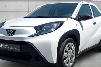 Toyota Aygo (X) 122.870 km 10.990 &euro; Pirna 01796