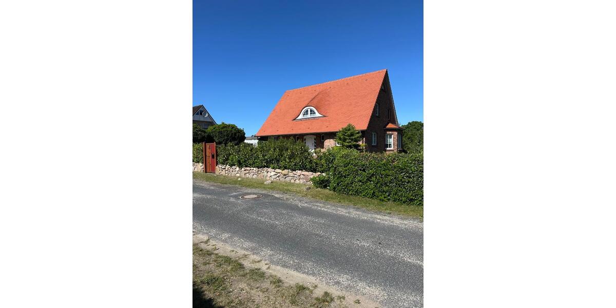 Einfamilienhaus Neuburg - 12 Zimmer, 258 m&sup2;, 775.000&euro; | Angebot:27094516
