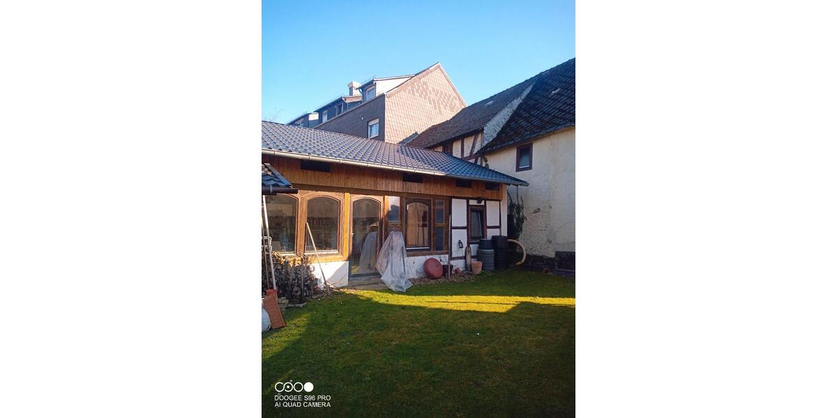 Einfamilienhaus Weilburg - 5 Zimmer, 250 m&sup2;, 250.000&euro; | Angebot:26349705