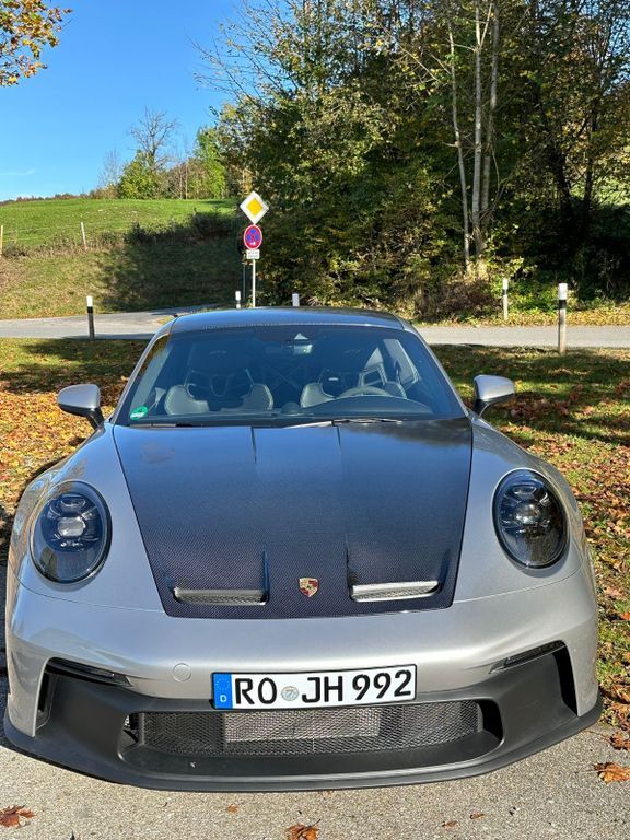 992