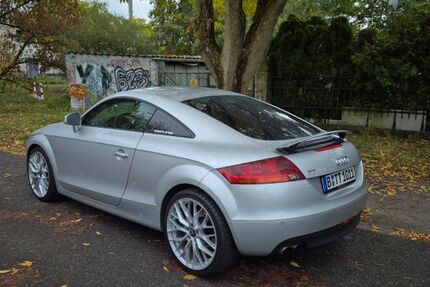 Audi TT 139.000 km 14.900 &euro; Berlin 12683