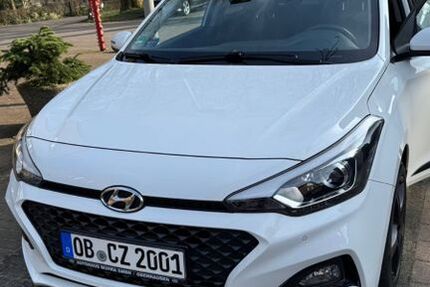Hyundai i20 55.000 km 12.500 &euro; Oberhausen 46119