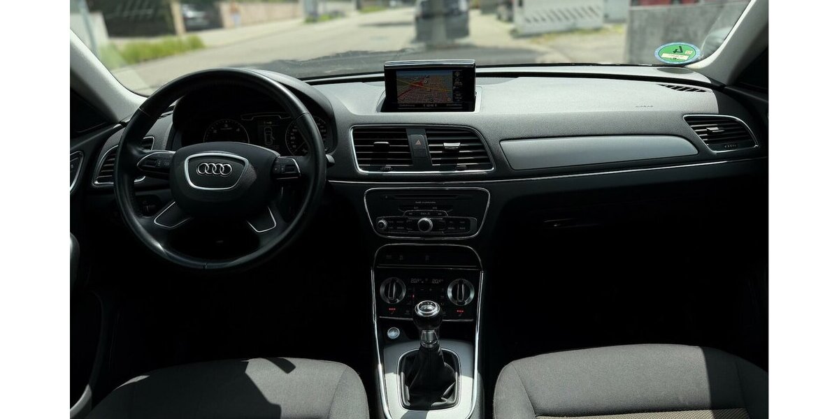 Audi Q3 2.0 TDI Xenon Navi Tempomat 132.000 km 12.490 &euro; Neckarsulm 74172
