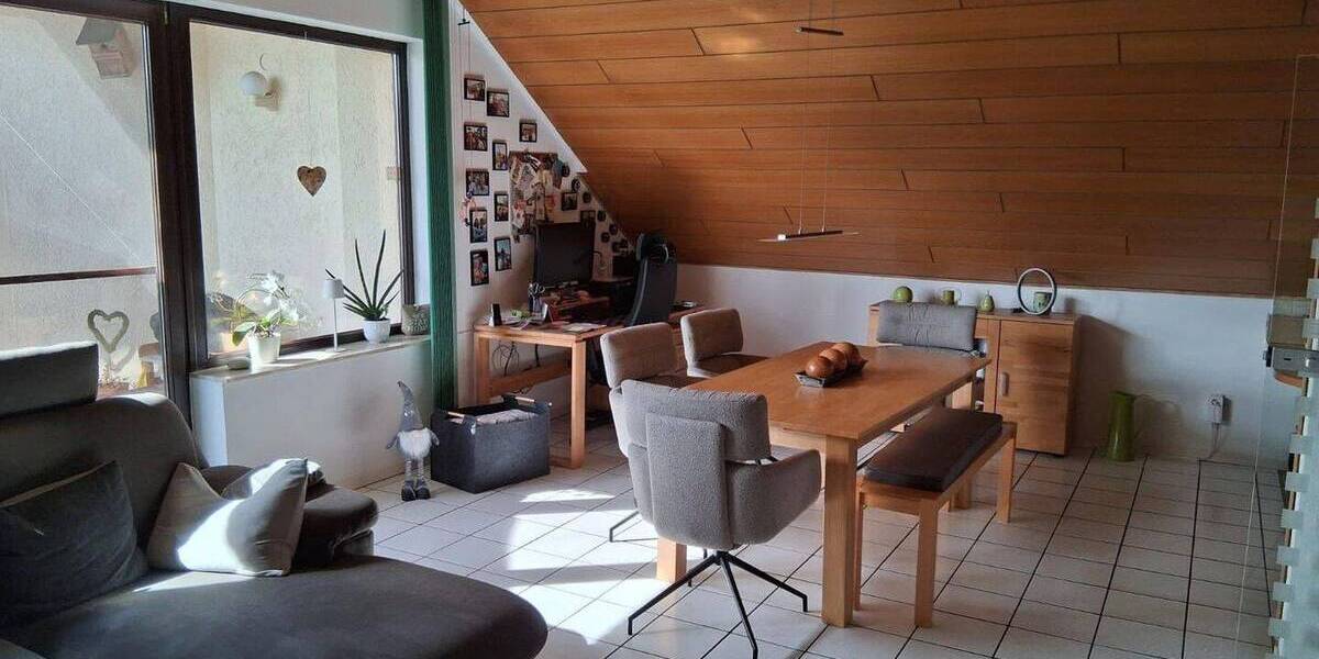Etagenwohnung Wolfsburg Sülfeld - 4 Zimmer, 90 m&sup2;, 810&euro; | Angebot:26877107