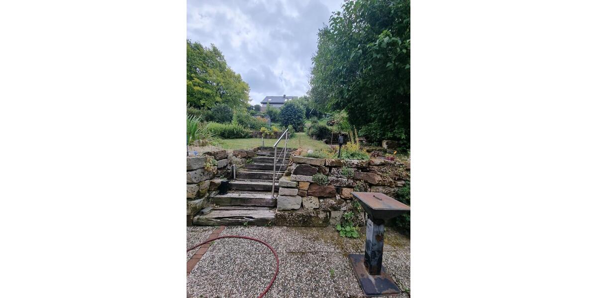 Einfamilienhaus Bad Münder am Deister - 8 Zimmer, 336 m&sup2;, 1.450&euro; | Angebot:24878302