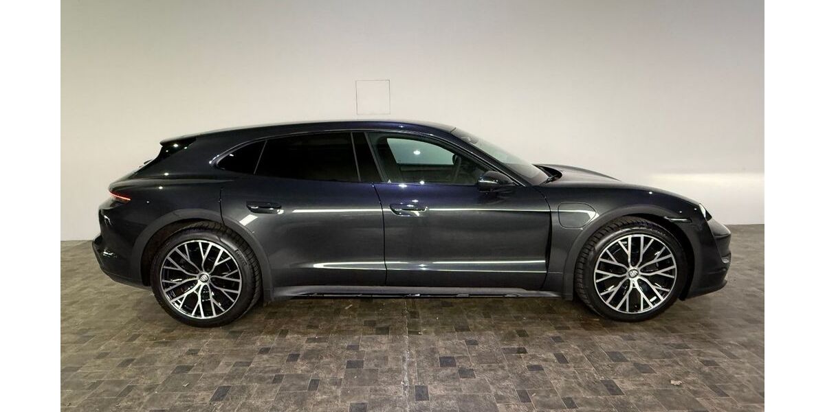 Porsche Taycan 128.000 km 51.890 &euro; Nümbrecht 51588