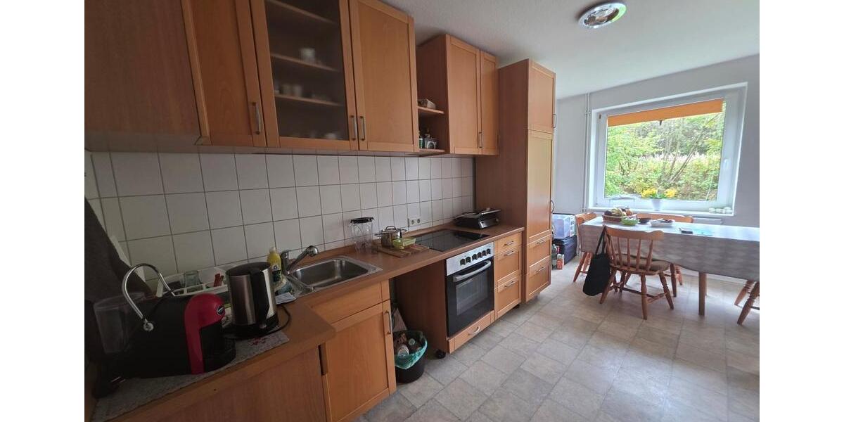 Helle 2 Zimmerwohnung mit Balkon, Hochparterre 2 zimmer