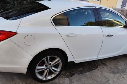 Opel Insignia 301.000 km 1.900 &euro; Meckenheim 67149