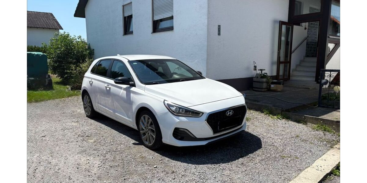 Hyundai i30 108.000 km 12.500 &euro; Neuburg am Inn 94127