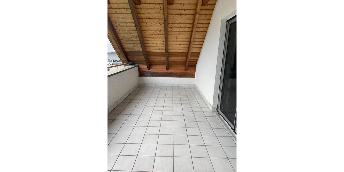 Dachgeschoßwohnung Heiligenstadt in Oberfranken - 3 Zimmer, 91 m&sup2;, 870&euro; | Angebot:26538661