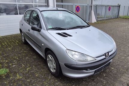 Peugeot 206 195.000 km 1.390 € Kippenheim 77971