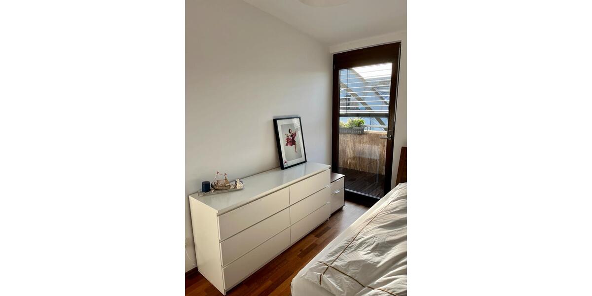 Dachgeschoßwohnung Düsseldorf Stadtbezirk 8 - 2 Zimmer, 56 m&sup2;, 1.300&euro; | Angebot:25392994