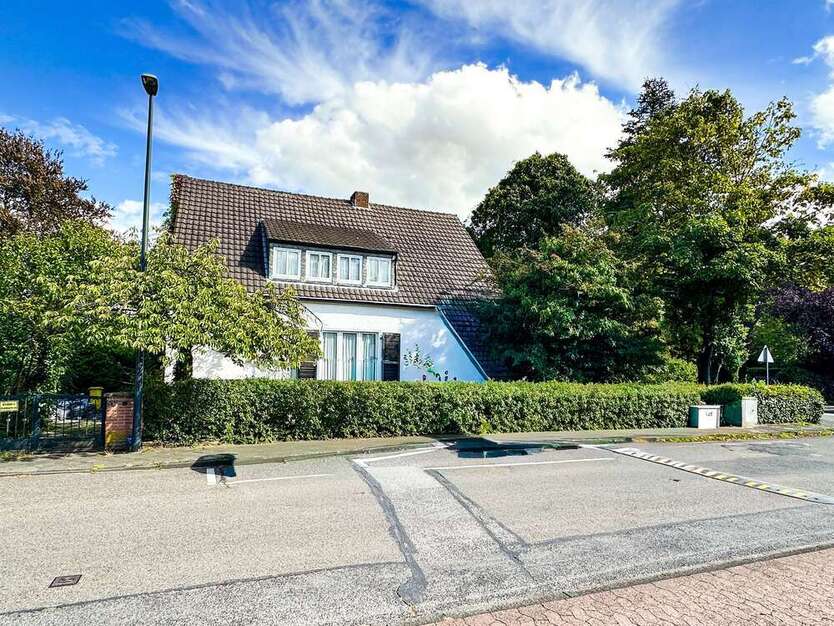 Grundstück zu verkaufen in Meerbusch 815.000 € 700 m²