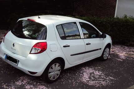 Renault Clio 117.000 km 3.499 &euro; Essen 45309