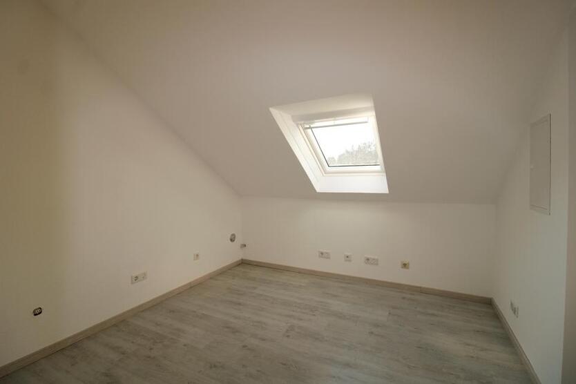 Charmante Dachgeschoßwohnung mit eigener Terrasse