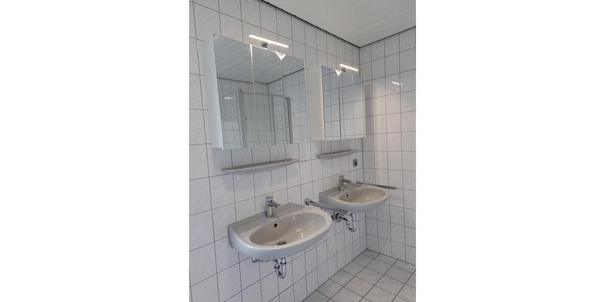 Etagenwohnung Pohlheim - 4 Zimmer, 117 m&sup2;, 1.050&euro; | Angebot:26295550