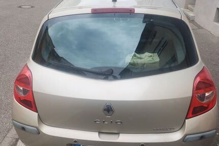 Renault Clio 175.000 km 2.650 &euro; Freiburg im breisgau 79098