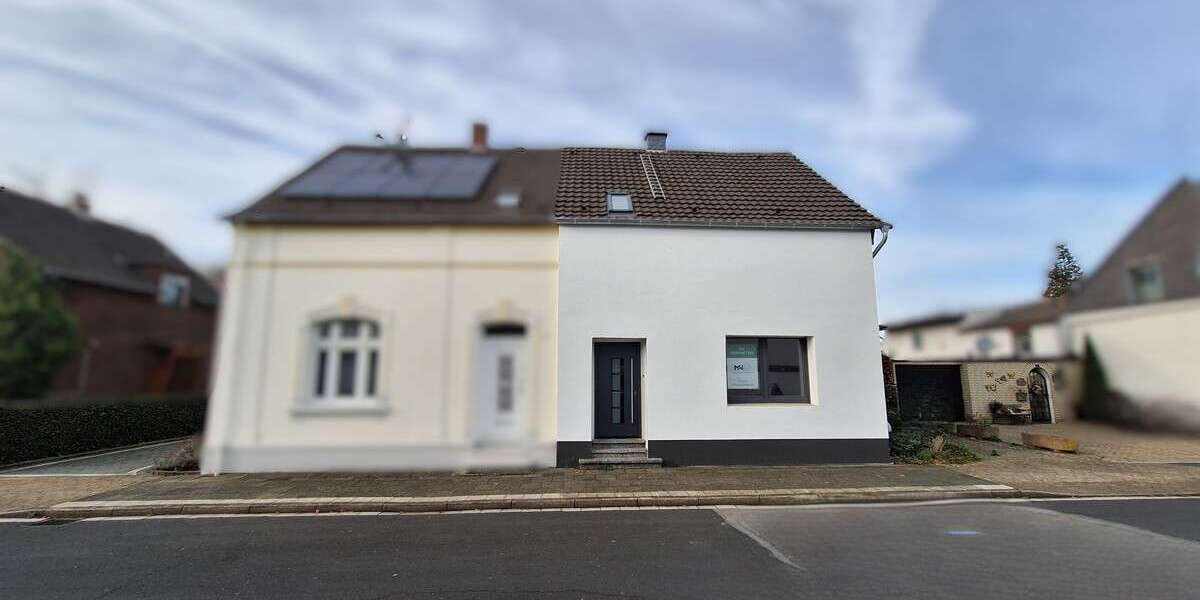 Haus zum Mieten in Moers 1.990 € 169 m² 5 zimmer