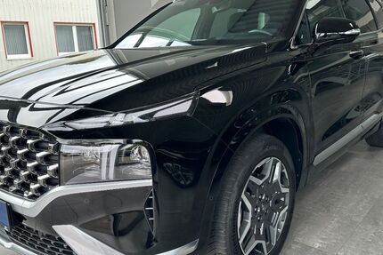 Hyundai SANTA FE 14.890 km 43.590 € Papenburg 26871