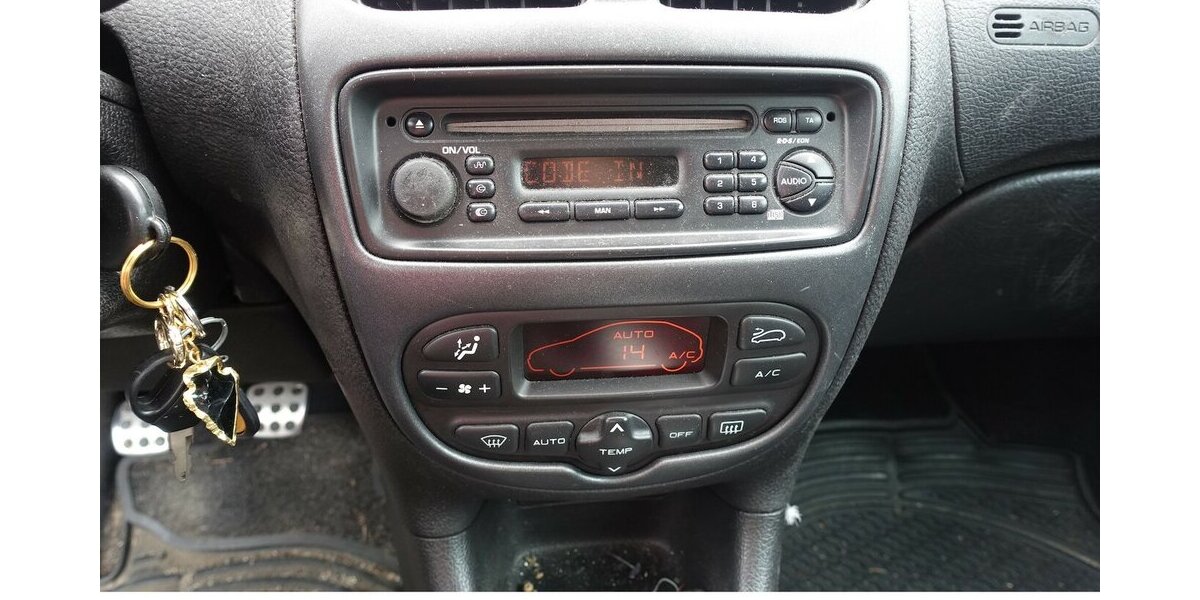 Peugeot 206 CC Platinum ohne TÜV fahrbereit 161.500 km 400 &euro; Neumarkt/OPf 92318
