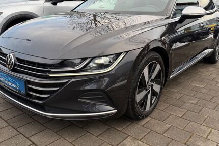 VW Arteon 126.000 km 21.900 &euro; Dachau (bei München) 85221