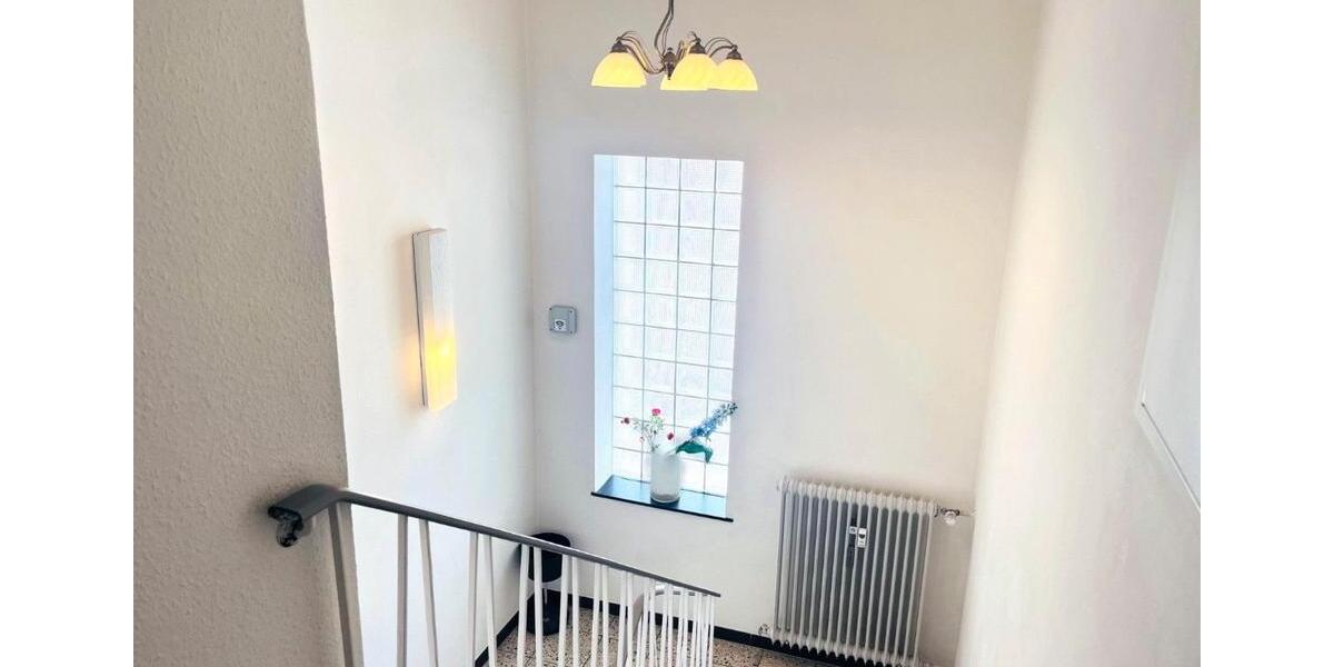 Zentrale 5 Zimmer Familienwohnung Praxisräume in Marburg-Cappel 5 zimmer