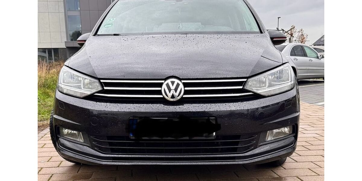 VW Touran 228.800 km 10.200 € Hochheim 65239