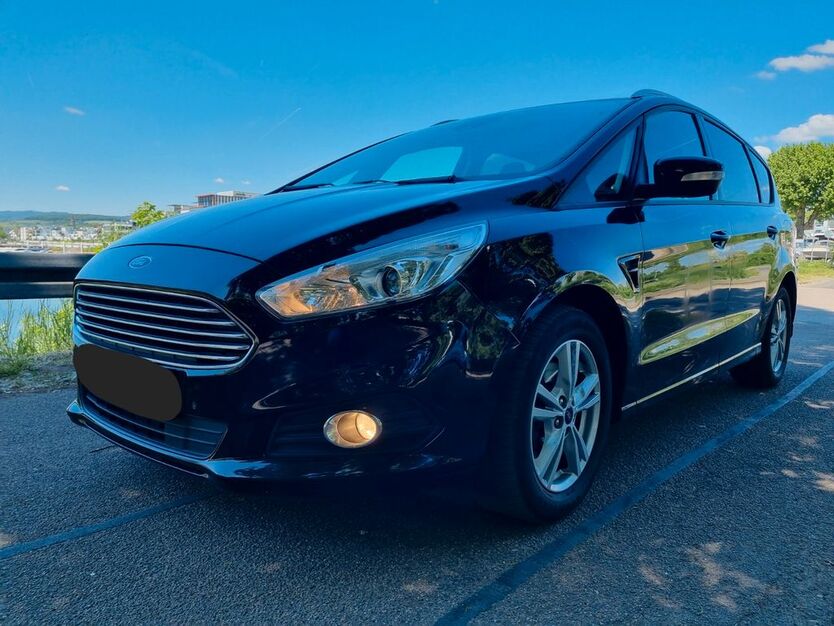 Ford S-Max 155.000 km 12.900 € Wiesbaden 65189