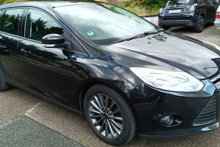 Ford Focus 217.000 km 4.600 &euro; Roth 91154
