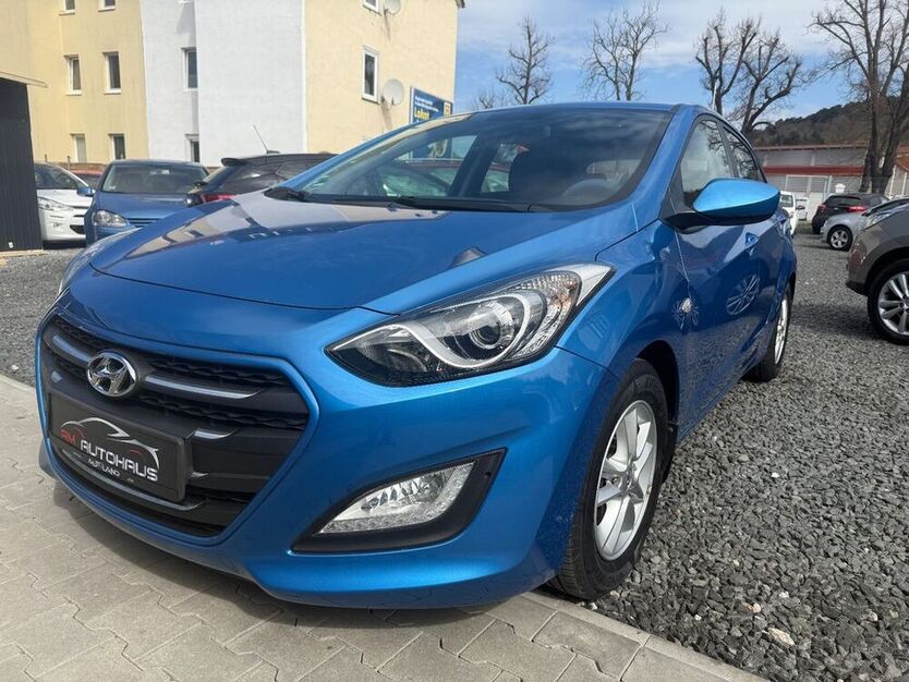 i30