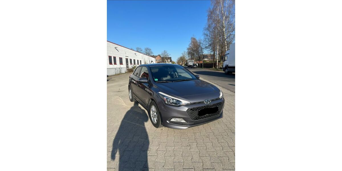 Hyundai i20 91.444 km 7.500 &euro; Lüdinghausen 59348