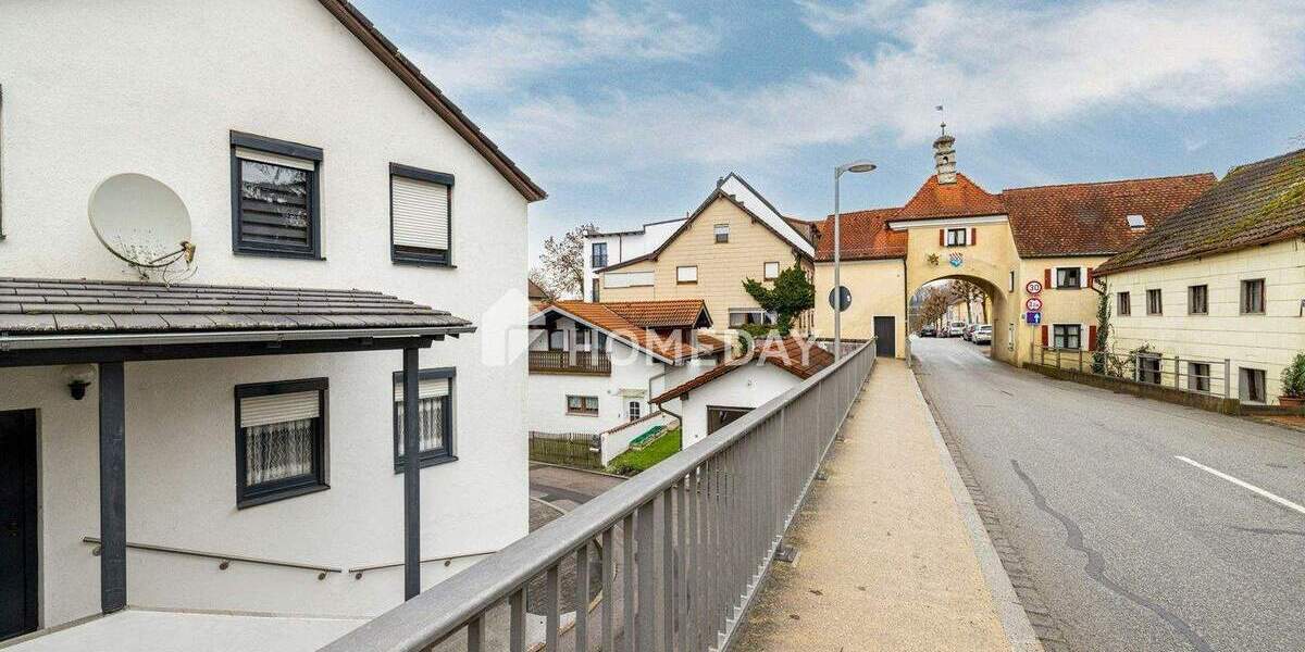 Einfamilienhaus Dingolfing - 9 Zimmer, 212 m&sup2;, 585.000&euro; | Angebot:25702897